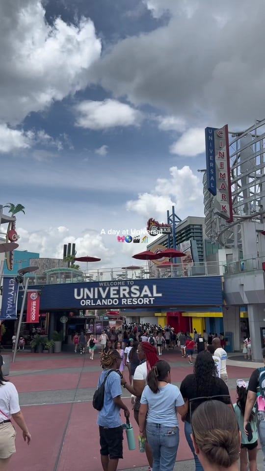 Post 8 by Paris J ᥫ᭡ on TikTok (video)