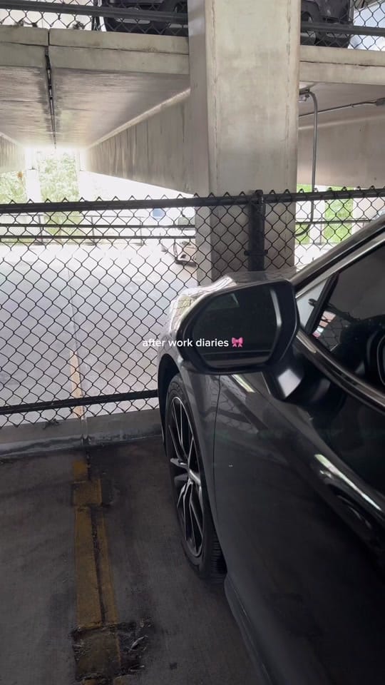 Post 4 by Paris J ᥫ᭡ on TikTok (video)