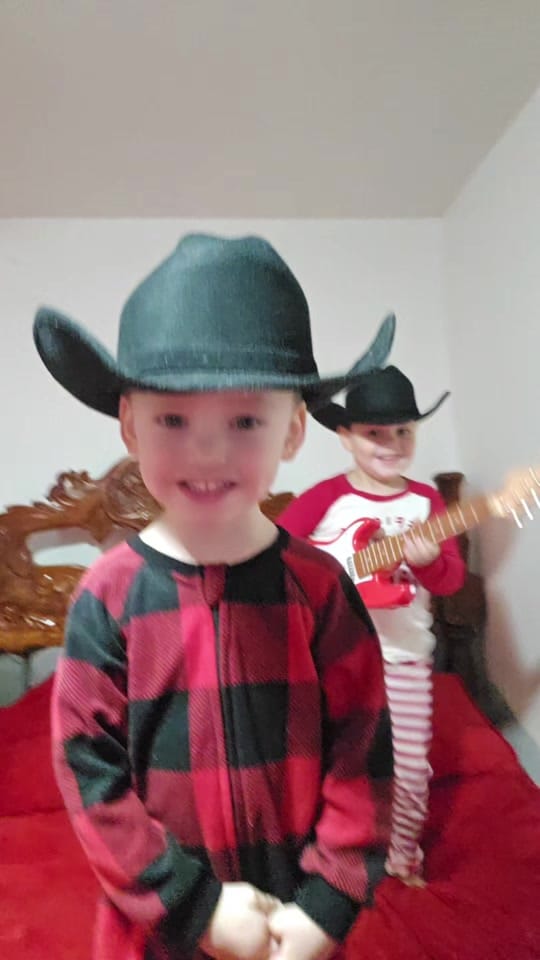 Post 7 by Los Tramposos Oficial on TikTok (video)