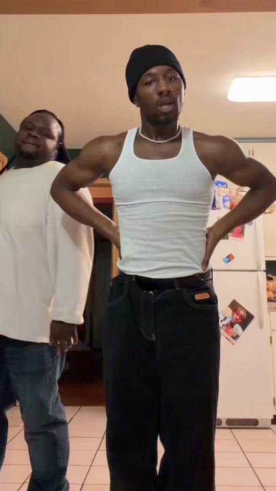 Post 6 by daniel leon-kit on TikTok (video)