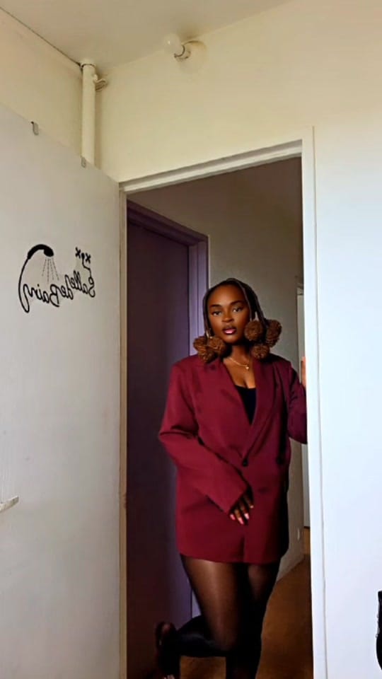 Post 6 by Michou Michelle on TikTok (video)