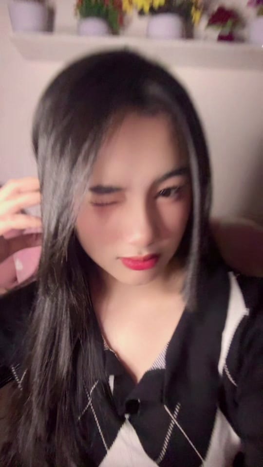 Post 4 by Leony on TikTok (video)