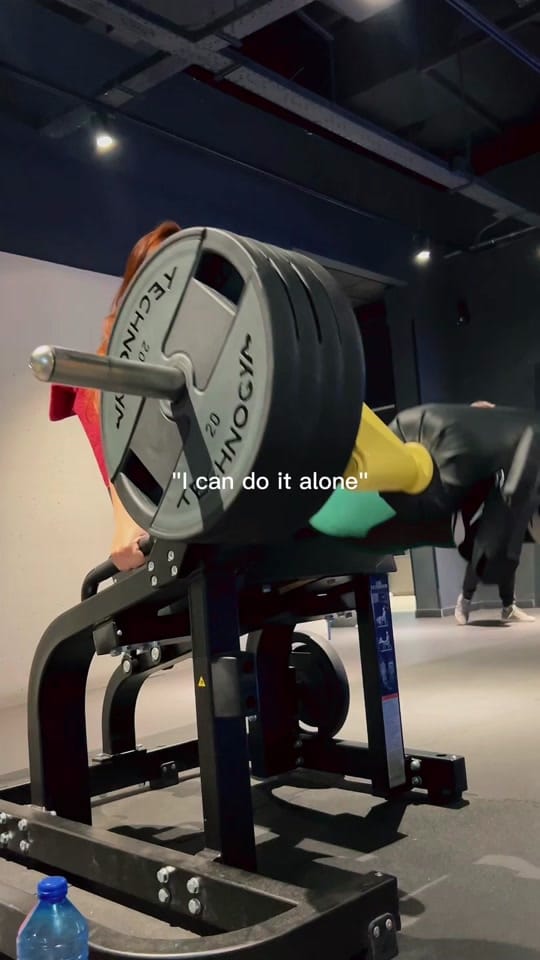 Post 9 by Llámame Evii on TikTok (video)