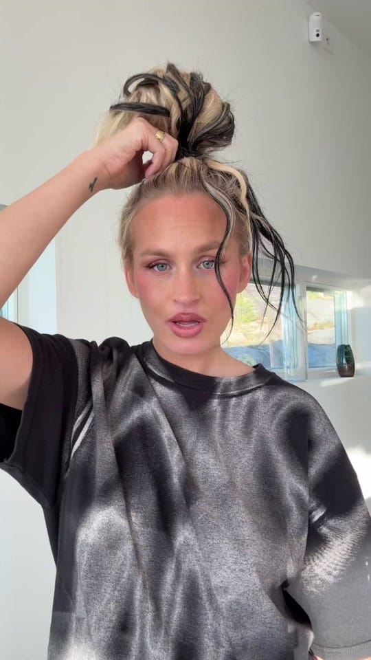 Post 4 by ELEONOR LÉONE 🦋 on TikTok (video)