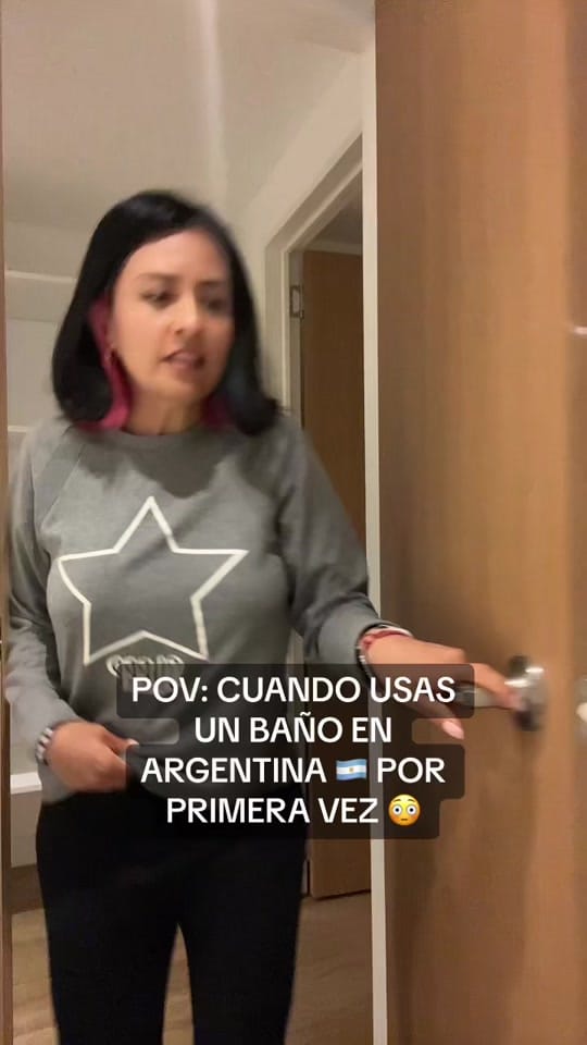 Post 10 by Yari San on TikTok (video)