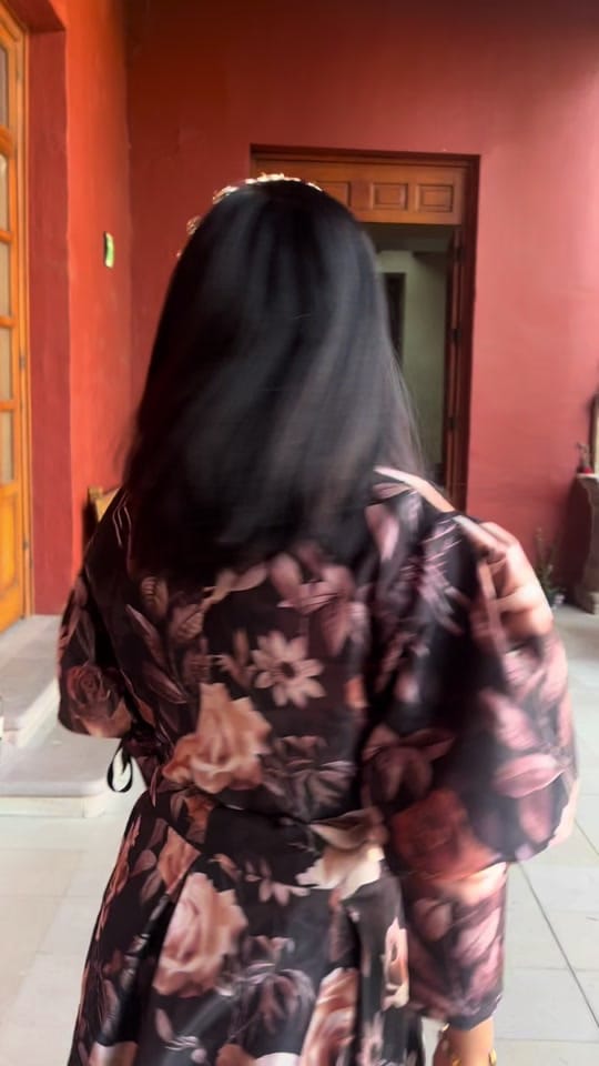 Post 7 by Yari San on TikTok (video)