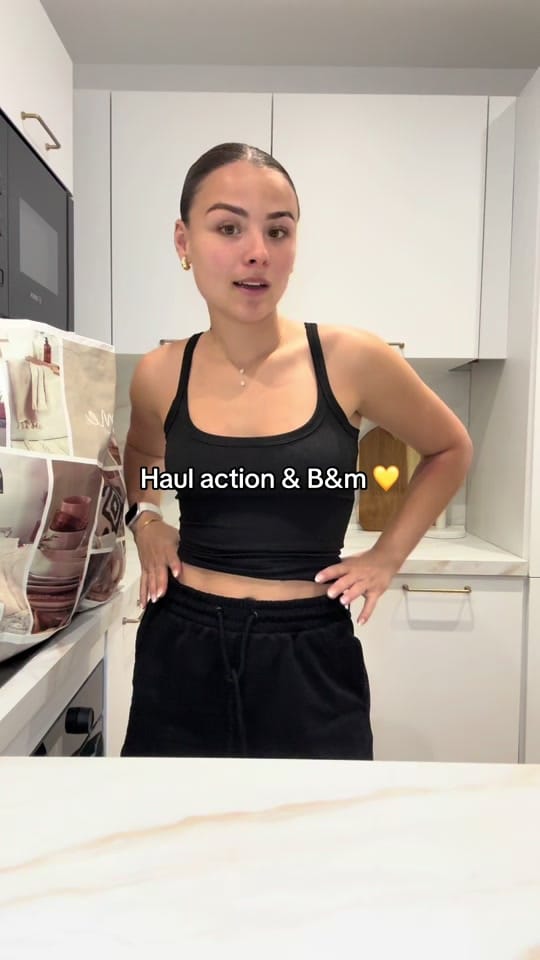 Post 7 by Manon 🥞 on TikTok (video)