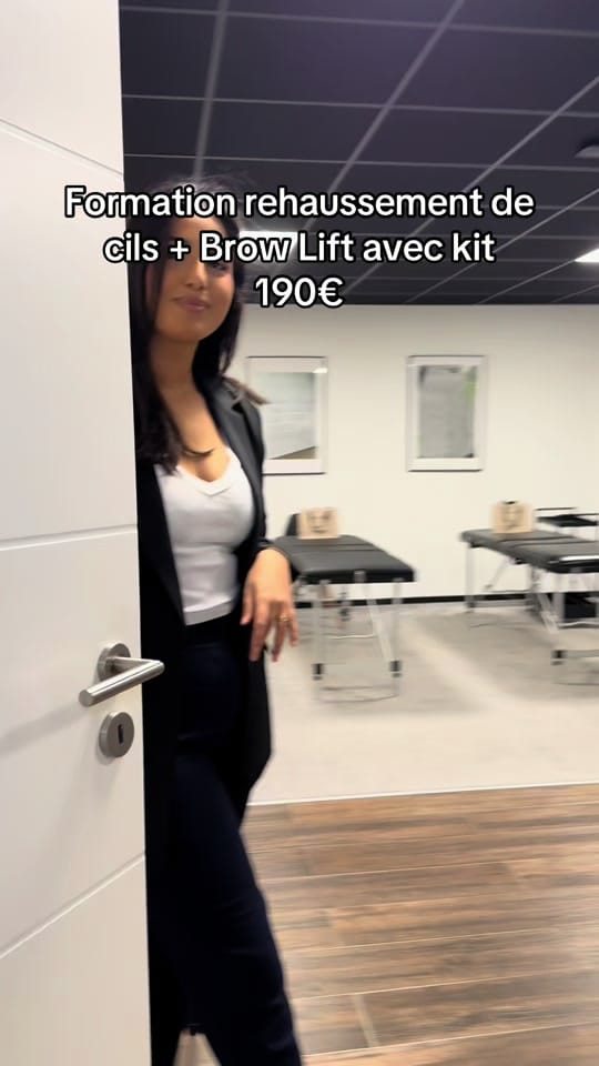 Post 1 by DOLLHOUSE K. on TikTok (video)