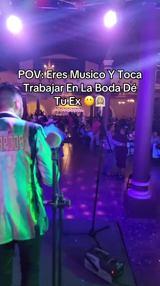 Post 8 by Banda Gallardos Oficial on TikTok (video)
