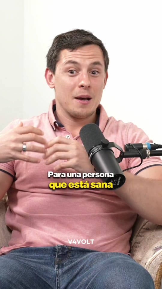 Post 7 by Mister Chaise Longue Podcast on TikTok (video)