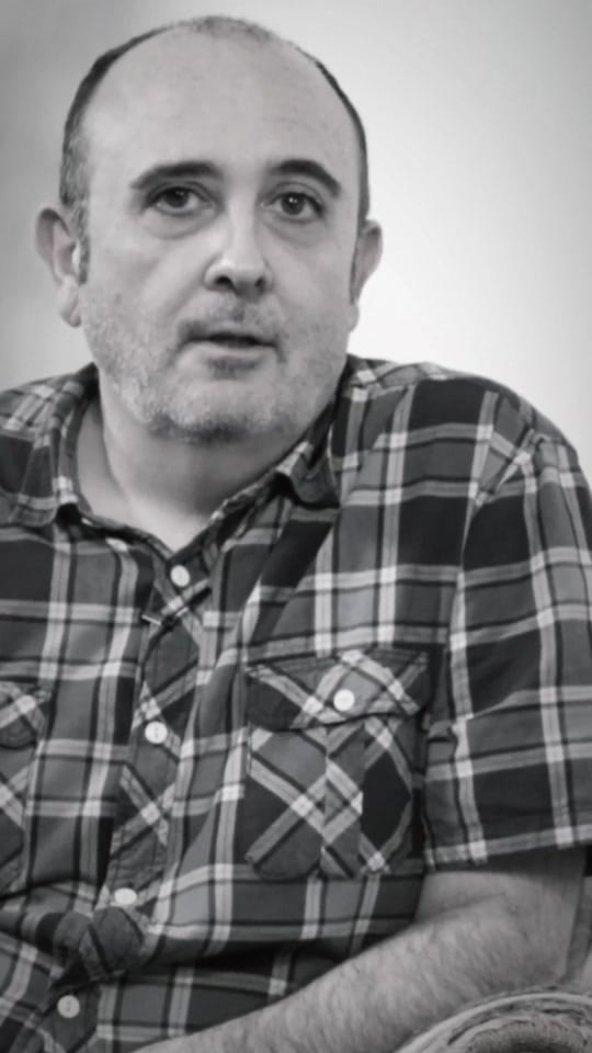 Post 10 by Mister Chaise Longue Podcast on TikTok (video)