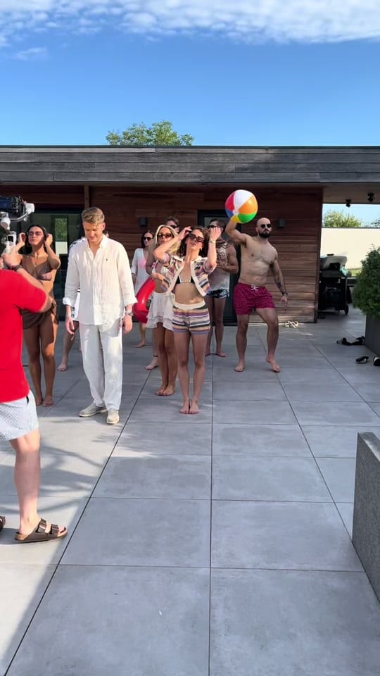 Post 3 by Robin Leon Official on TikTok (video)