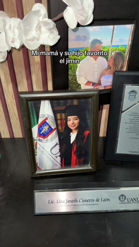 Post 6 by Liza Cisneros on TikTok (video)