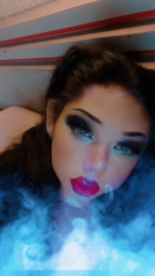Post 6 by Thalia Noemy on TikTok (video)