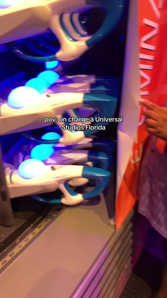 Post 1 by Axel on TikTok (video)