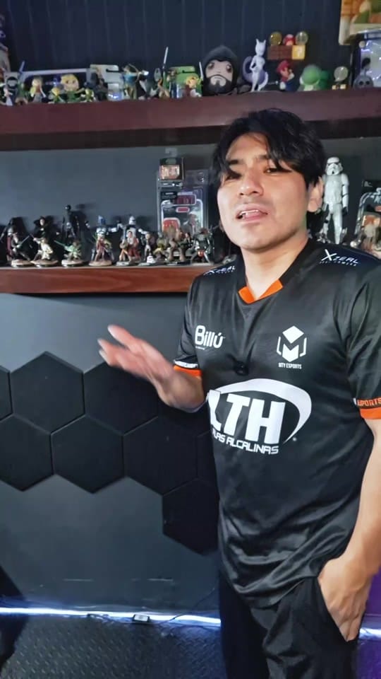 Post 2 by Monterrey Esports on TikTok (video)