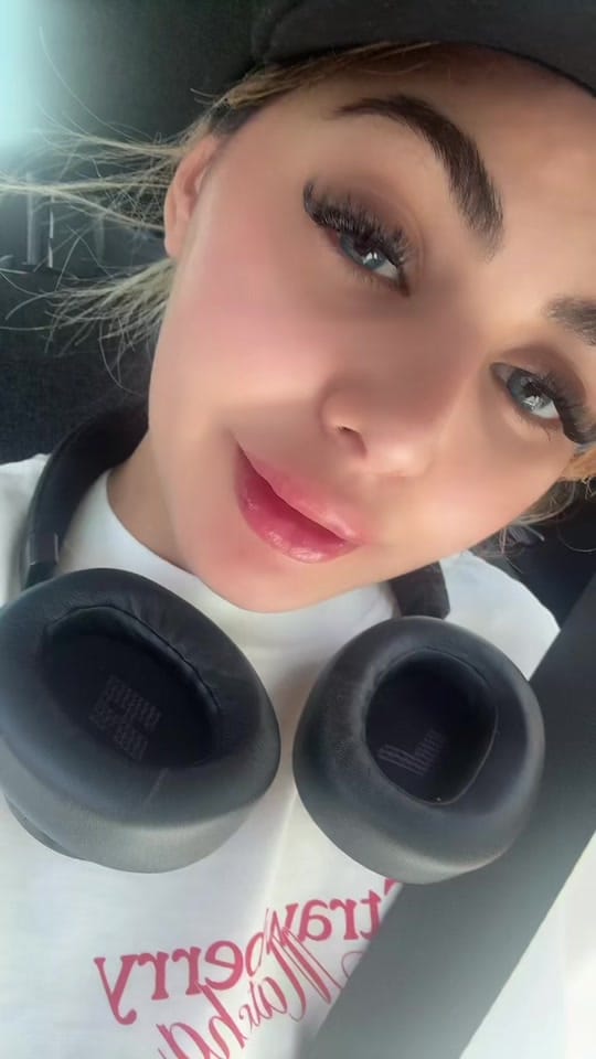 Post 7 by barbie sirine officiel ✅ on TikTok (video)