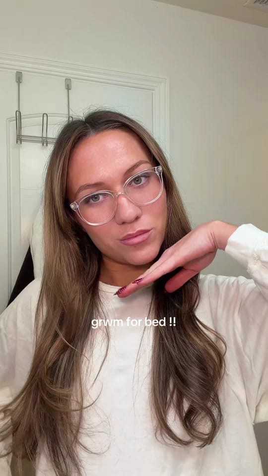 Post 6 by Paris on TikTok (video)