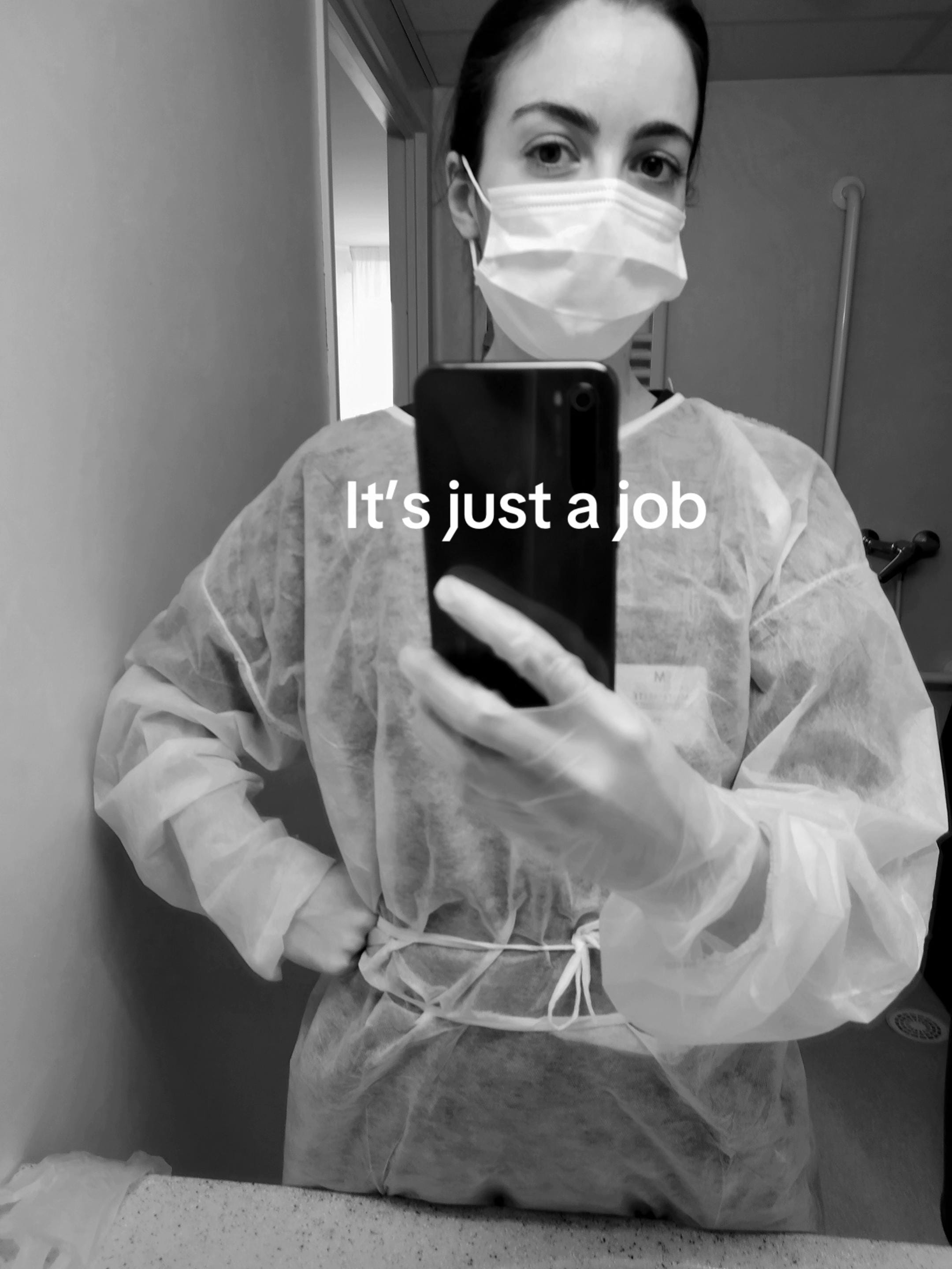 Post 4 by Élodie on TikTok (video)
