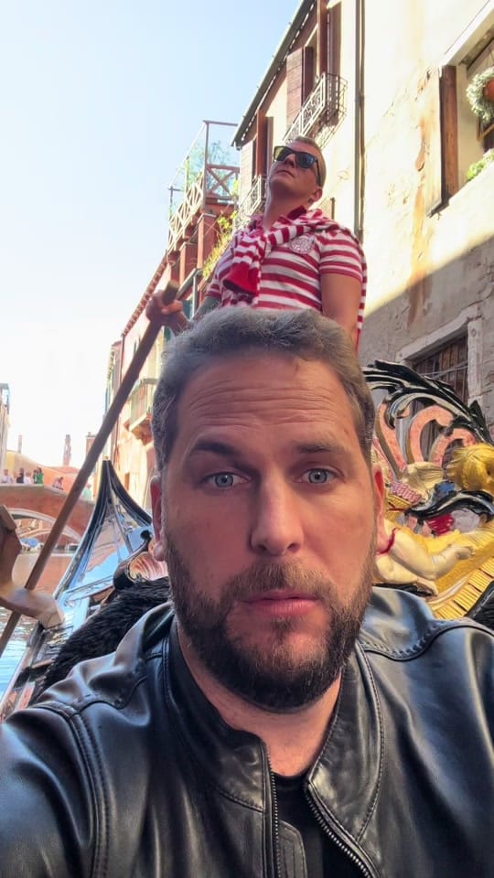 Post 10 by martin_el_frances on TikTok (video)
