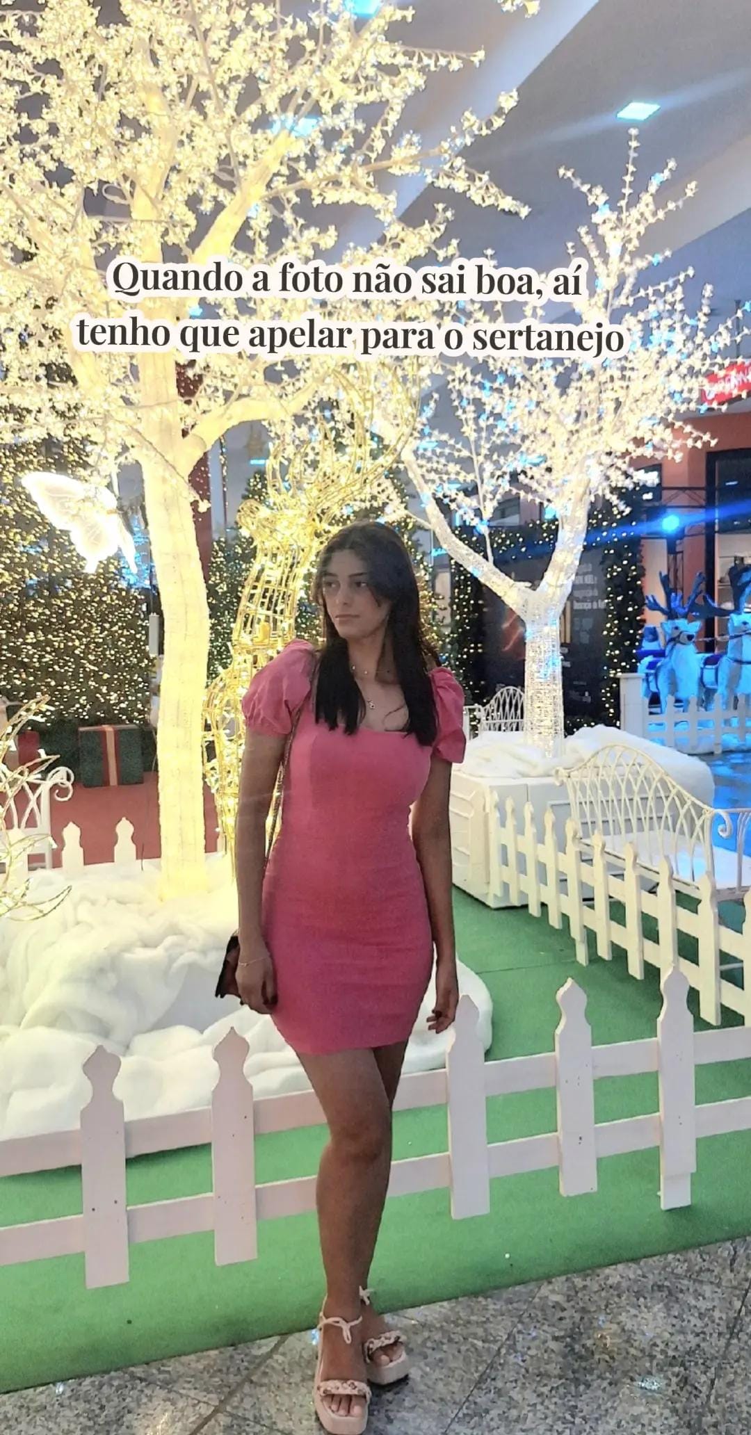 Post 6 by Alinearaujoo on TikTok (video)