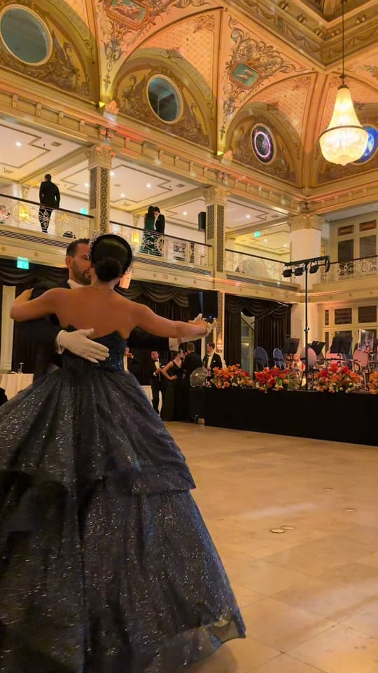Post 8 by Waltz_of_Paris on TikTok (video)