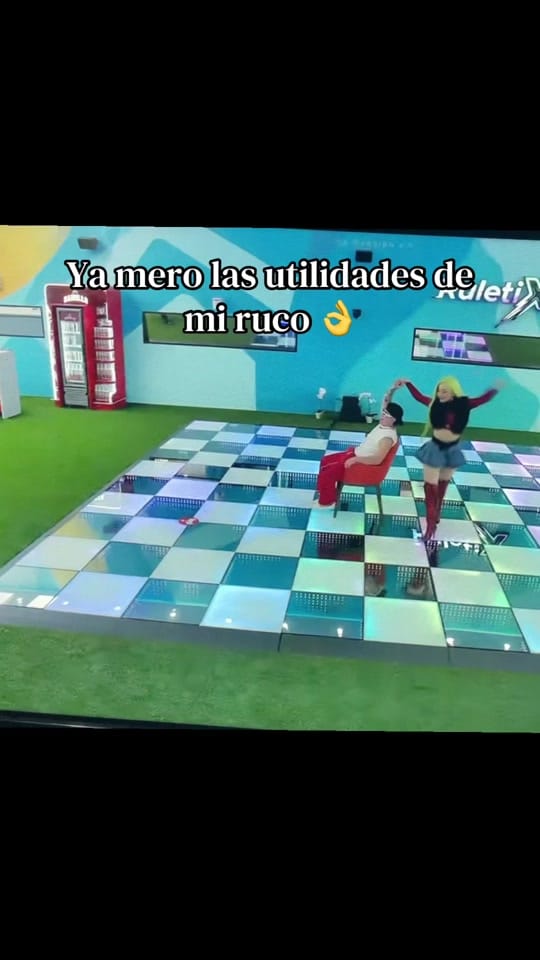 Post 3 by Rosa Grãnãdos🖤🖤 on TikTok (video)
