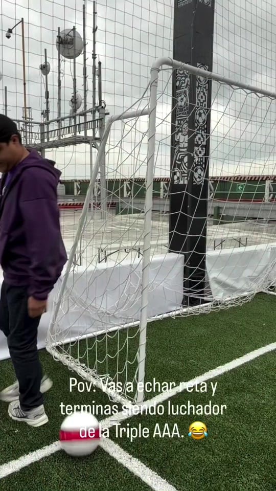 Post 8 by Fuleteo The Show on TikTok (video)