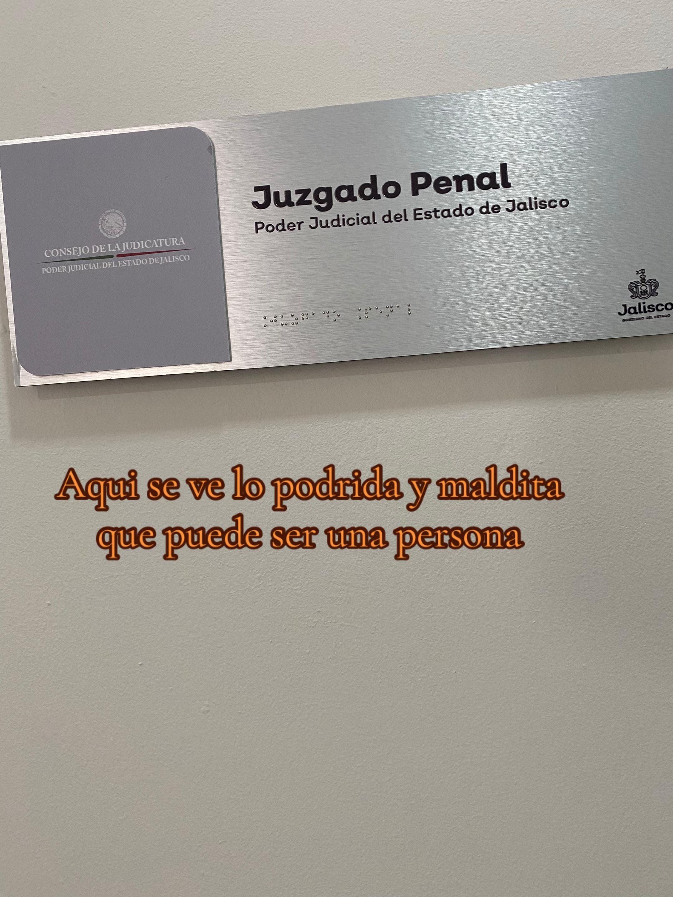 Post 10 by Abogada Carmen Cazarez ⚖️ on TikTok (video)