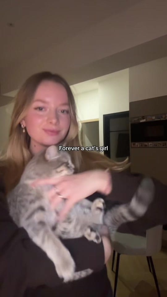 Post 7 by Elisa 🎀 on TikTok (video)