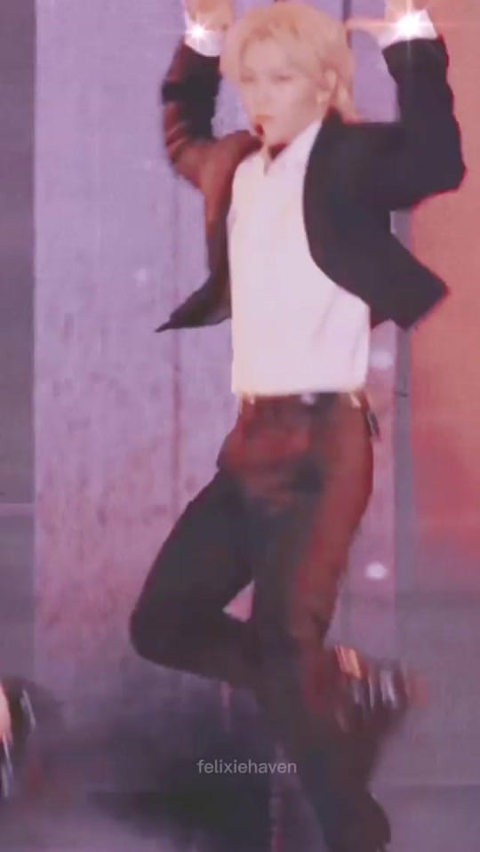 Post 9 by 🥀𝓐𝓵𝓮𝔁𝓲𝓼  알렉시스🥀 on TikTok (video)
