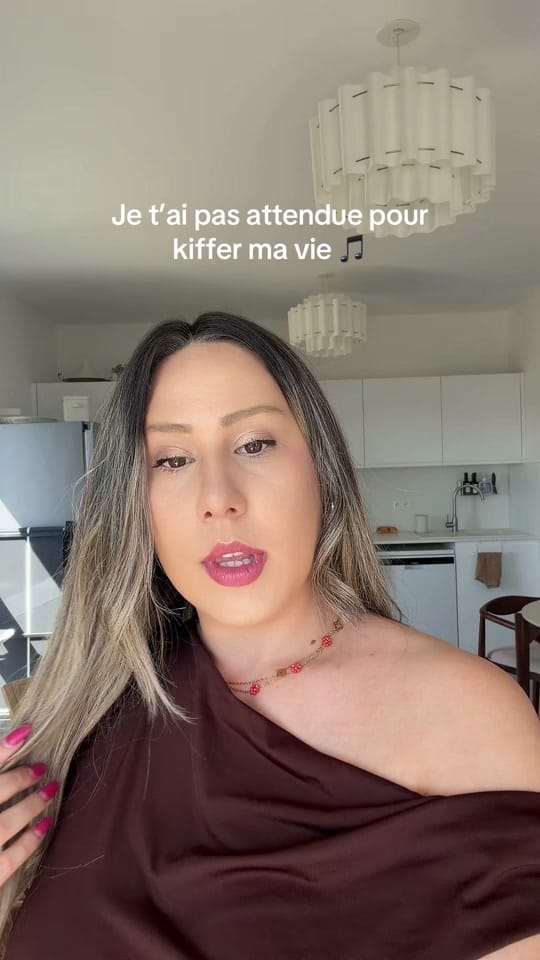 Post 5 by Julia 🌼 on TikTok (video)
