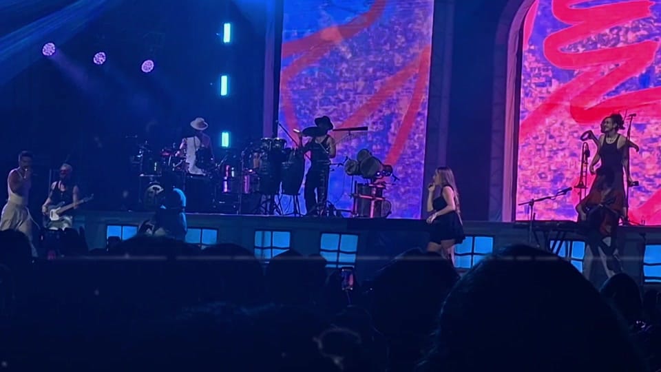 Post 7 by E Y C on TikTok (video)