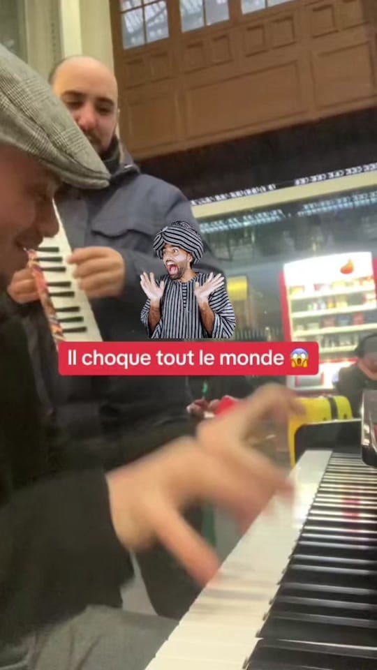 Post 5 by Moon compositeur on TikTok (video)