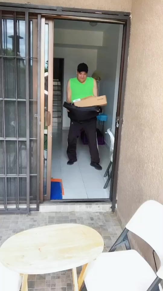 Post 7 by Ariel Manzano Fans on TikTok (video)