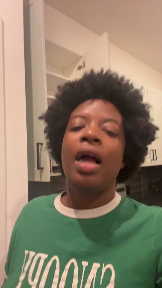 Post 4 by Solèy on TikTok (video)