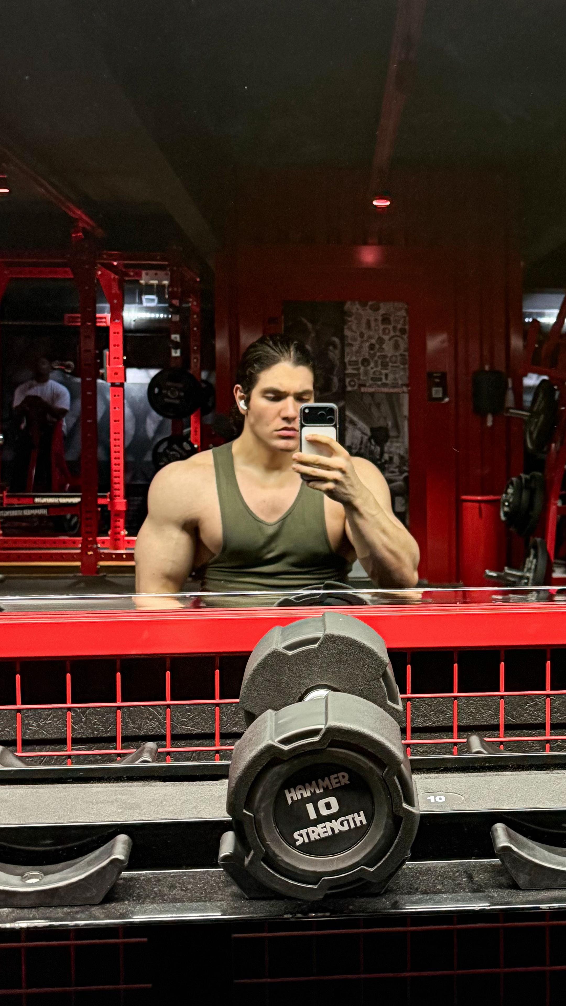 Post 1 by ARKITO on TikTok (video)
