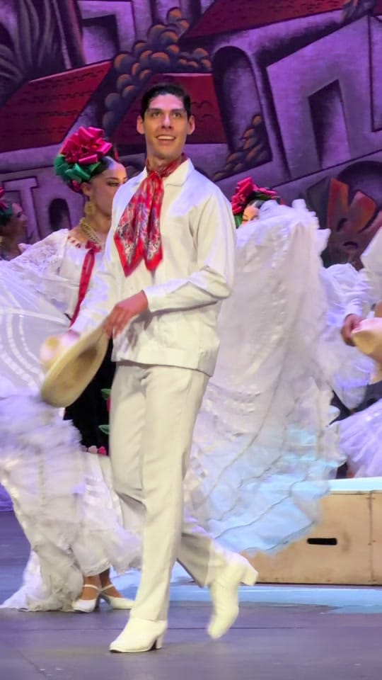 Post 2 by villarealdaniel on TikTok (video)