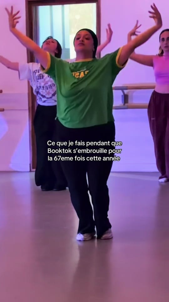 Post 4 by Ambre ⚔️📚🍉 on TikTok (video)