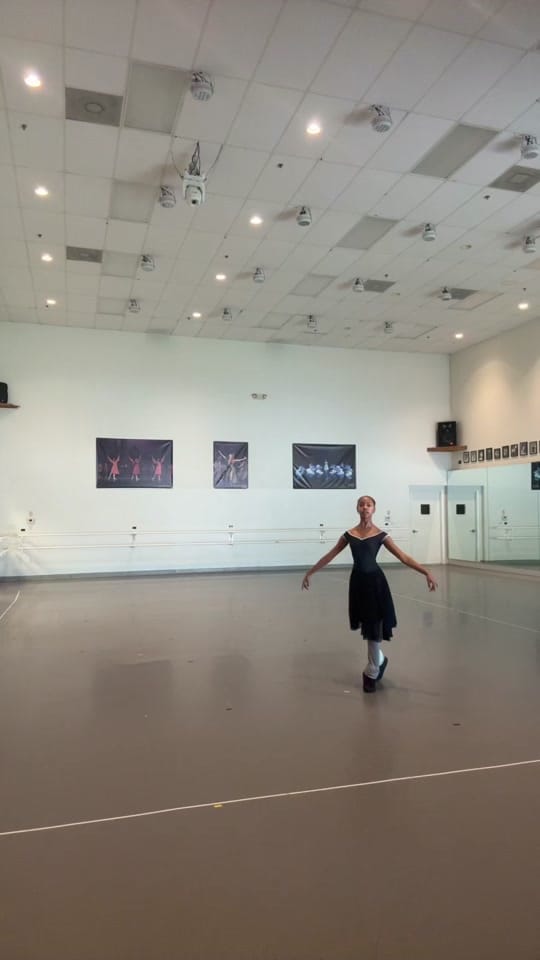 Post 4 by 🩰Mischa on TikTok (video)