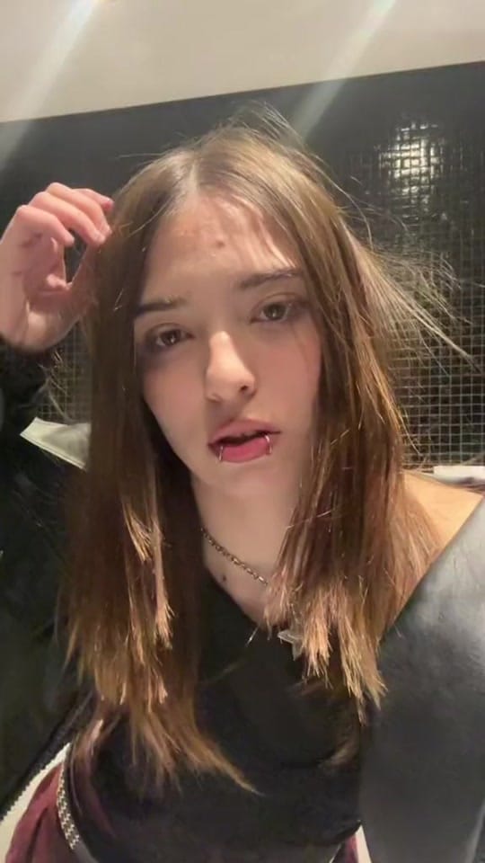 Post 1 by leneflres on TikTok (video)