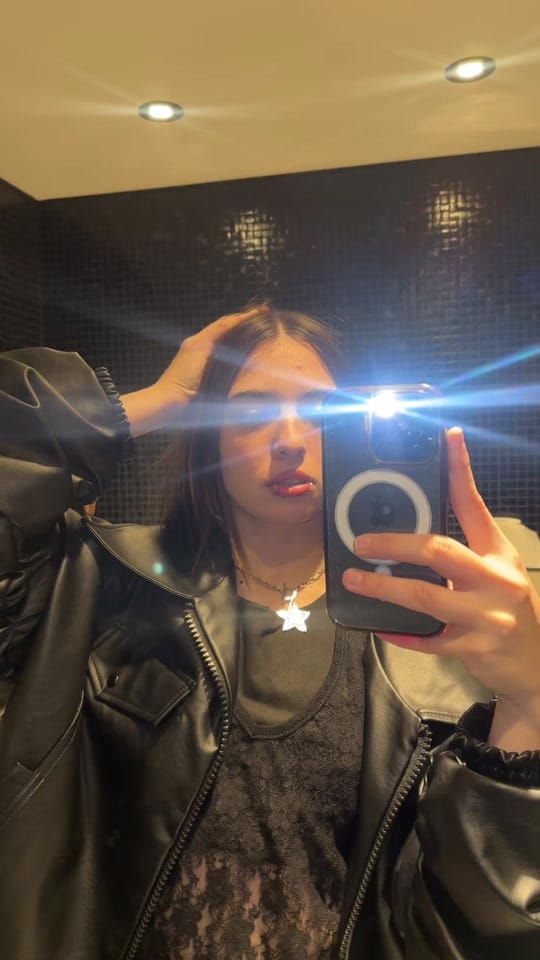 Post 2 by leneflres on TikTok (video)