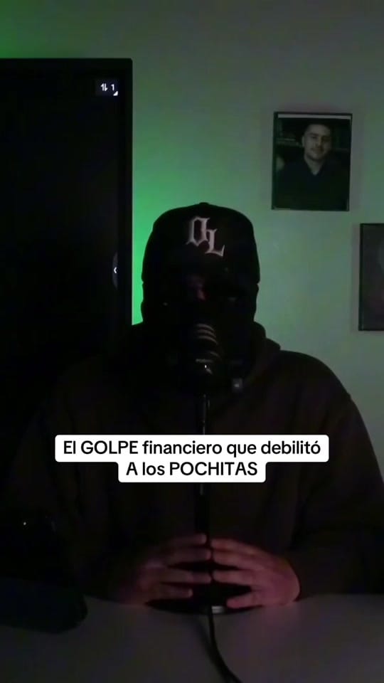 Post 9 by Chismes Podcast 🎙️ on TikTok (video)