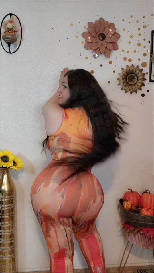 Post 2 by Erika B on TikTok (video)