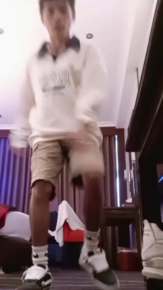 Post 8 by Leonard Lique ll on TikTok (video)