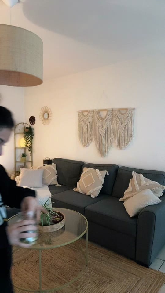 Post 5 by Alexandra on TikTok (video)
