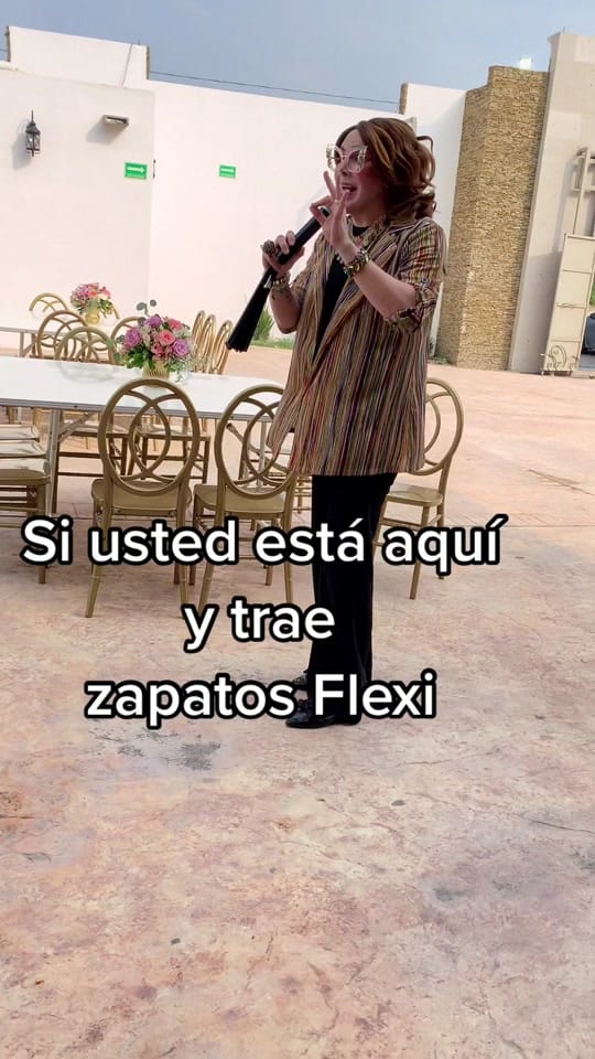 Post 9 by Doña Toña El Show on TikTok (video)