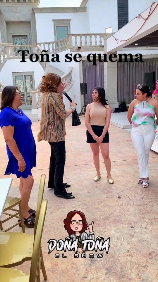 Post 10 by Doña Toña El Show on TikTok (video)