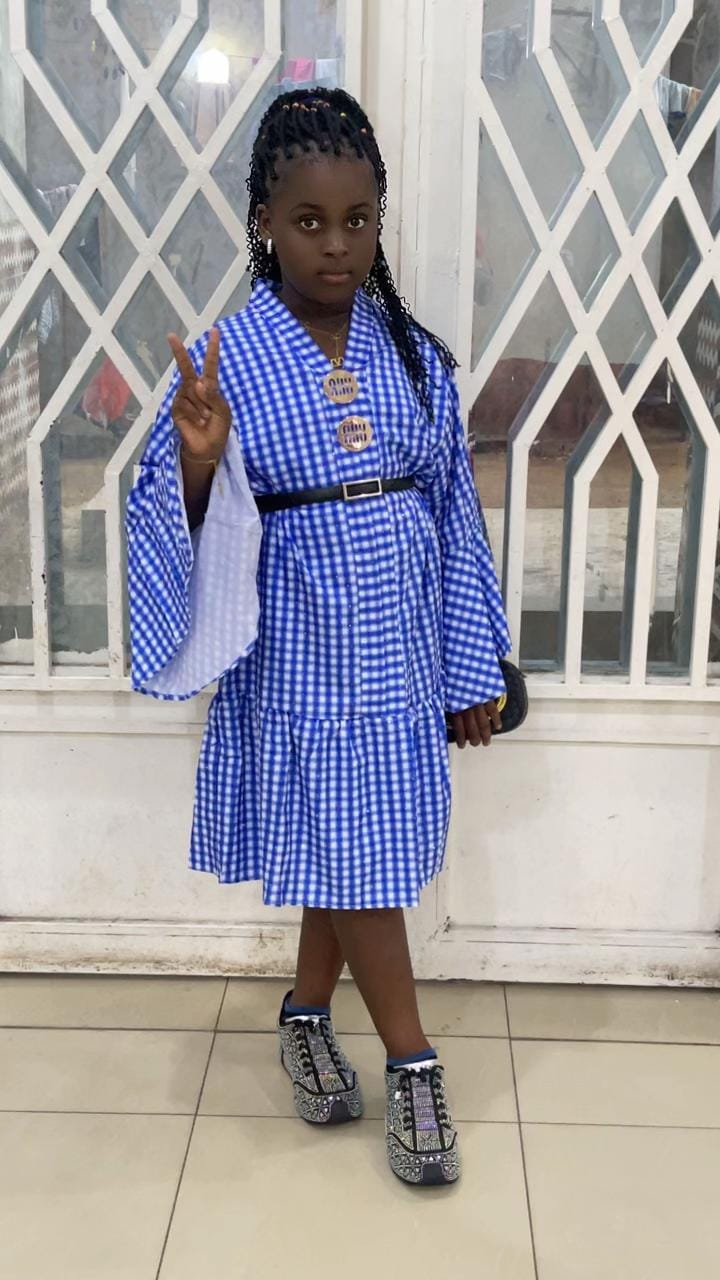 Post 6 by Merveille Nzola@ Mère double on TikTok (video)