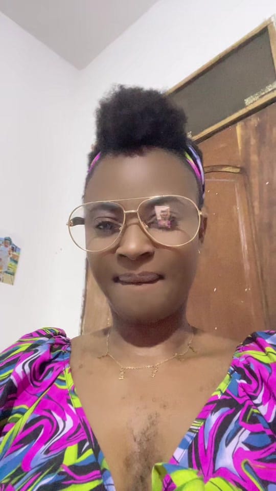 Post 3 by Merveille Nzola@ Mère double on TikTok (video)